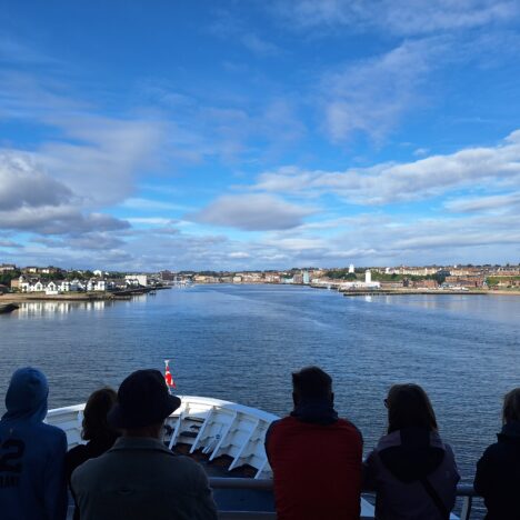 Driehuis – Strand – Fähre Amsterdam: 21km