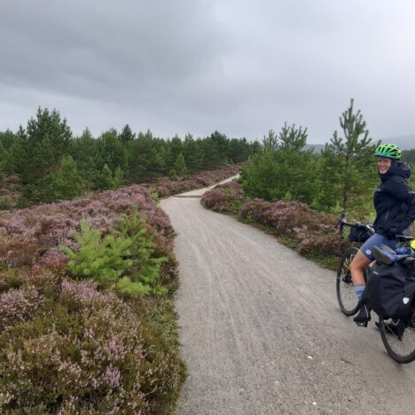 Foyer – Inverness: 32km